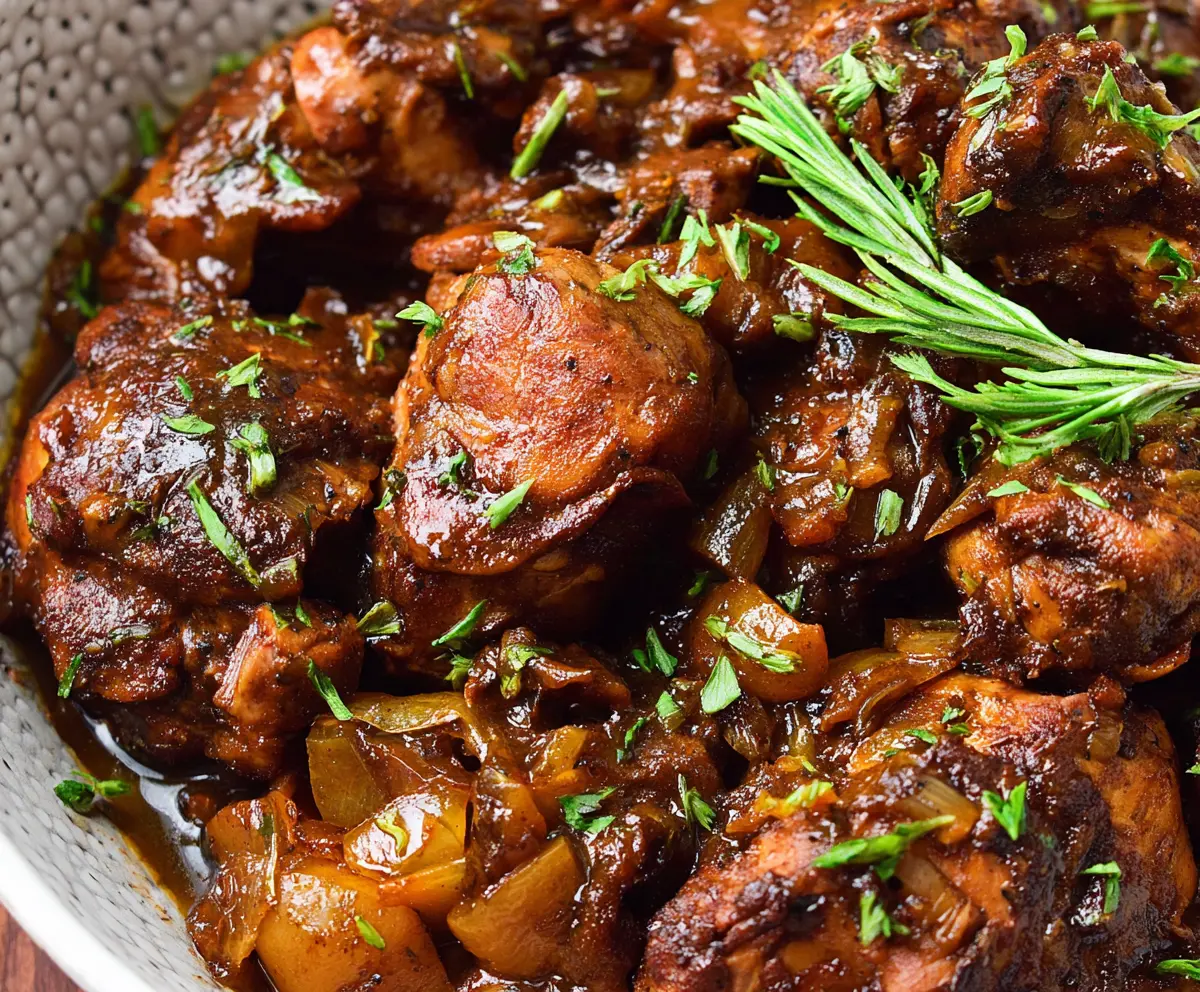 Easy Jamaican Brown Stew Chicken