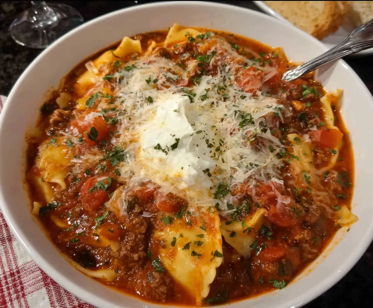 Easy Crockpot Lasagna Soup